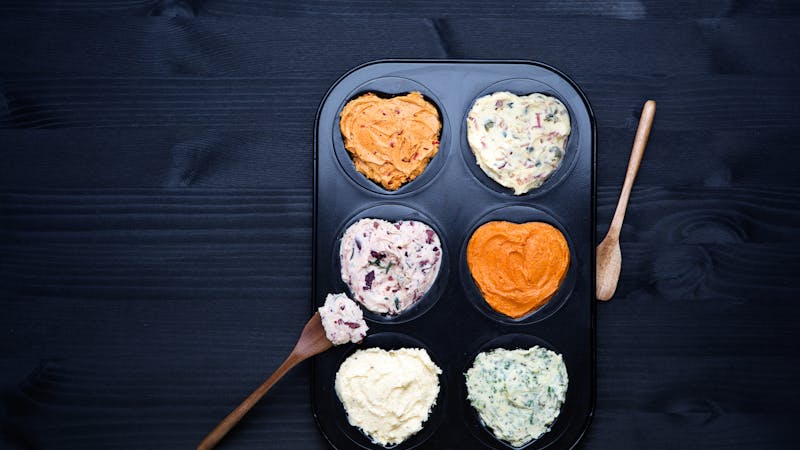 Mantequilla saborizada de 6 maneras diferentes