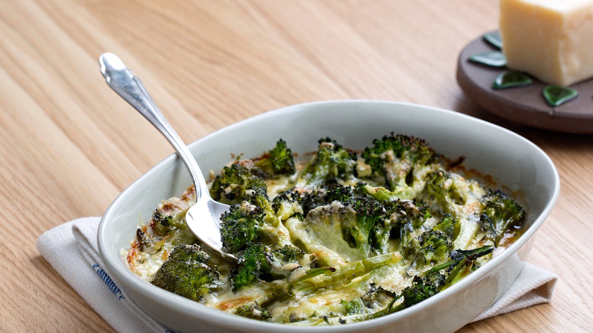 Brócoli y queso bajo en carbohidratos