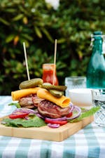 Hamburguesas envueltas en bacon