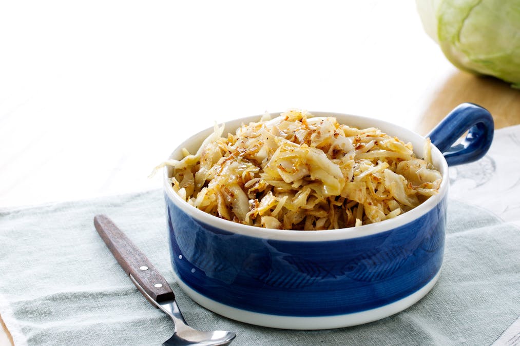 Repollo frito en mantequilla