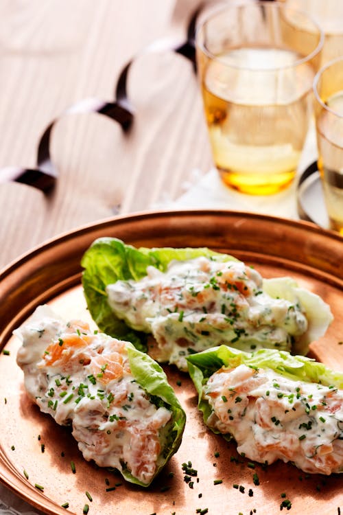 Aperitivo keto de salmón ahumado