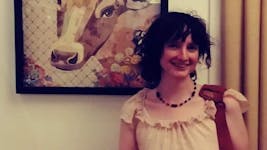 Carnivoría: cómo Amber transformó su salud con una dieta solo de carne