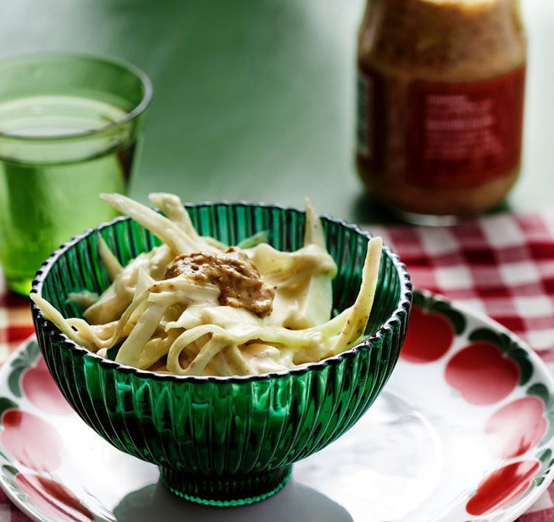 Ensalada de repollo baja en carbos