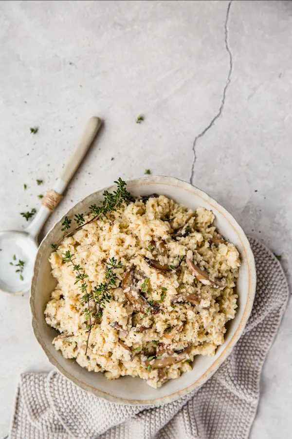 Risotto de coliflor lowcarb con champiñones Diet Doctor