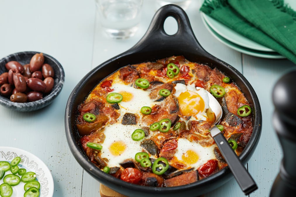 Ratatouille con huevos al horno