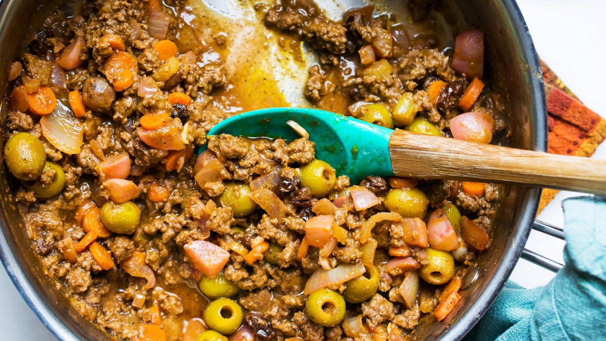 Picadillo cubano bajo en carbohidratos