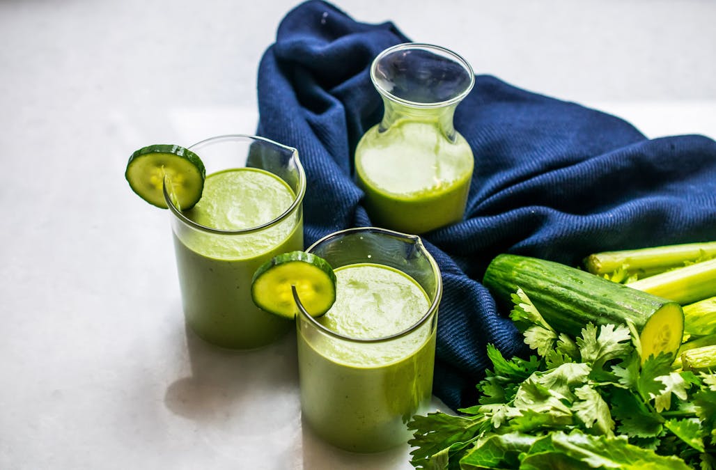 Gazpacho verde bajo en carbos