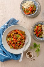 Ocra con chorizo mexicano bajo en carbohidratos