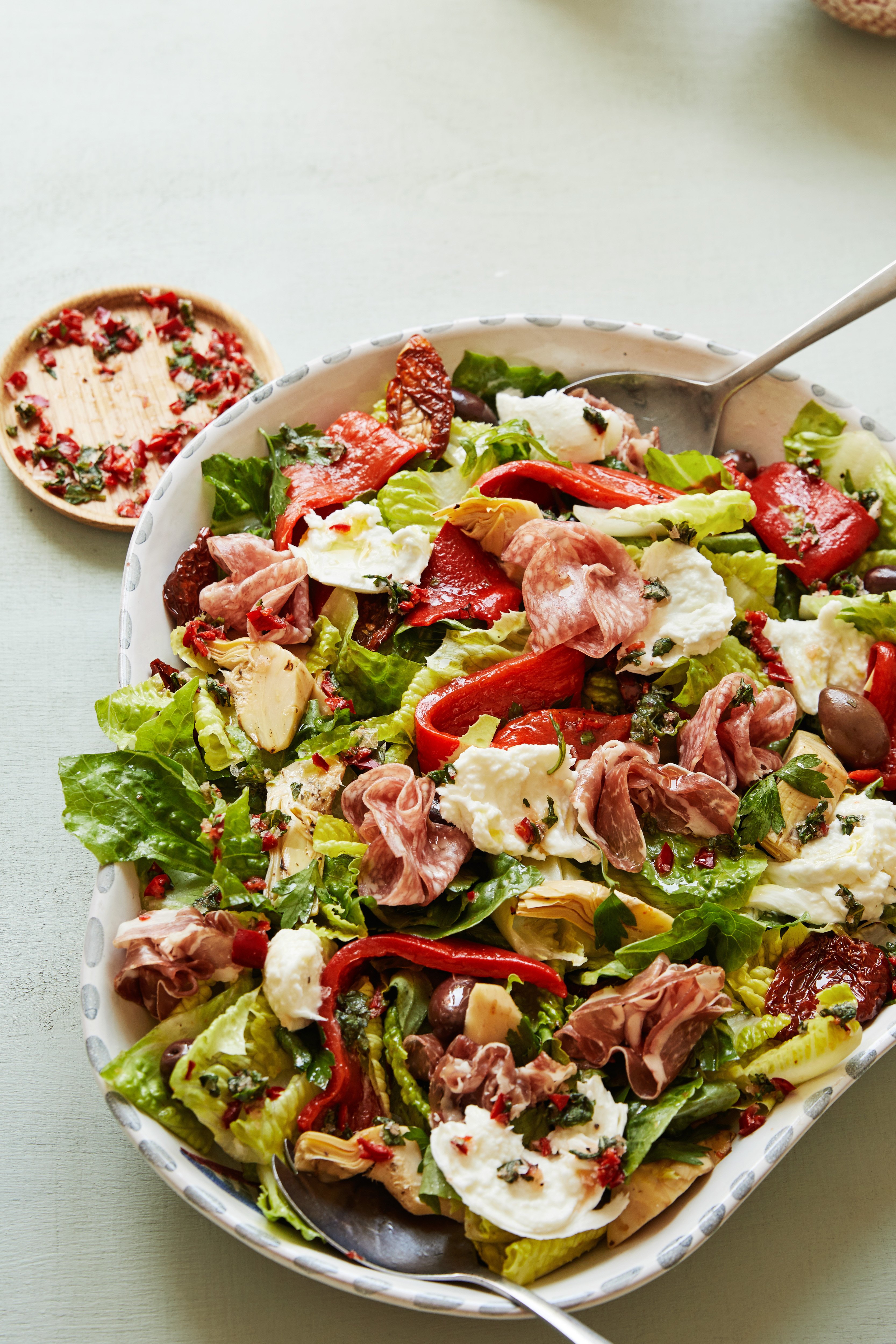 Ensalada antipasto baja en carbos Diet Doctor