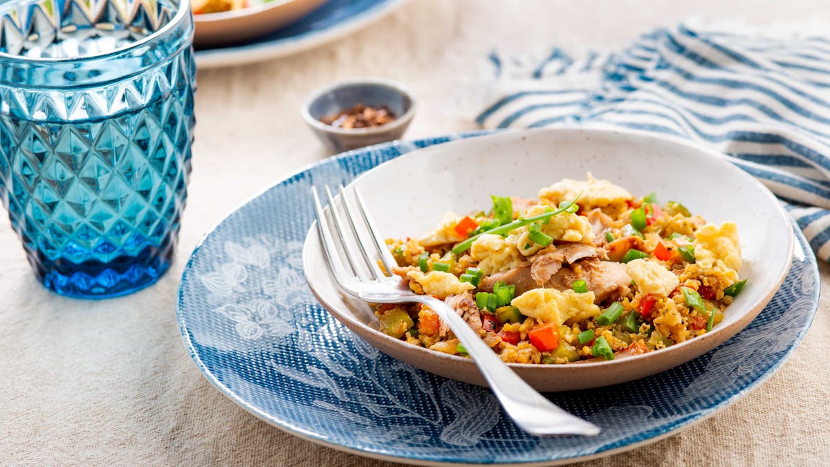 Arroz de coliflor “chaufa” low carb
