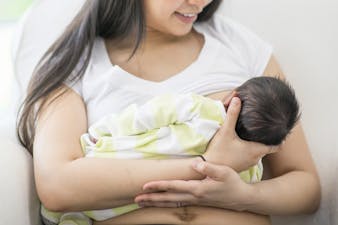 Comer keto o low carb durante la lactancia