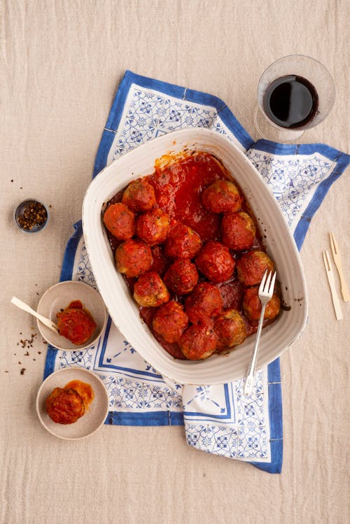Albóndigas en salsa de tomate keto