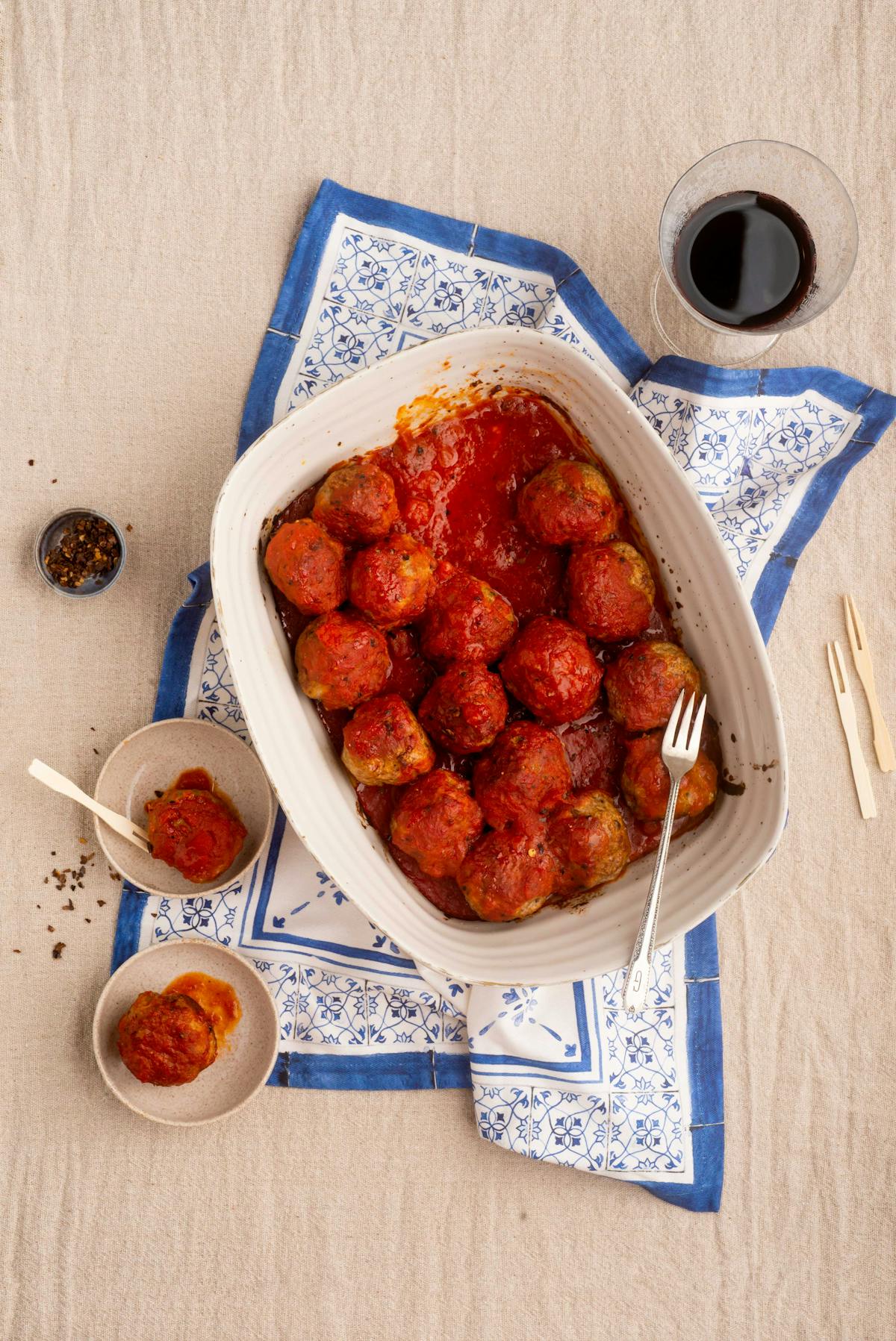 Albóndigas en salsa de tomate keto