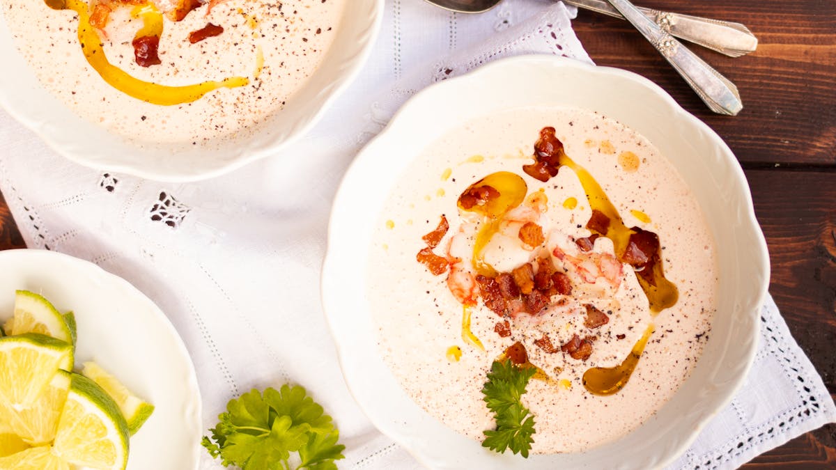 Bisque de marisco en olla eléctrica