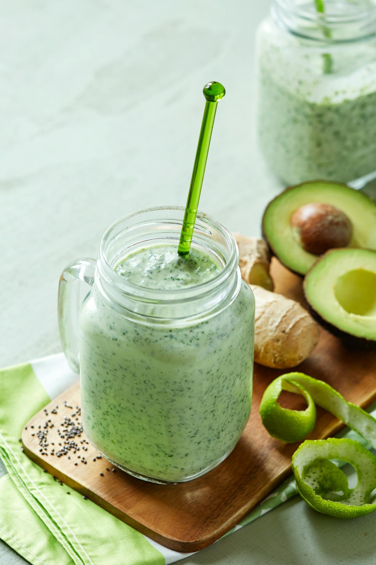 Smoothie de espinacas y aguacate