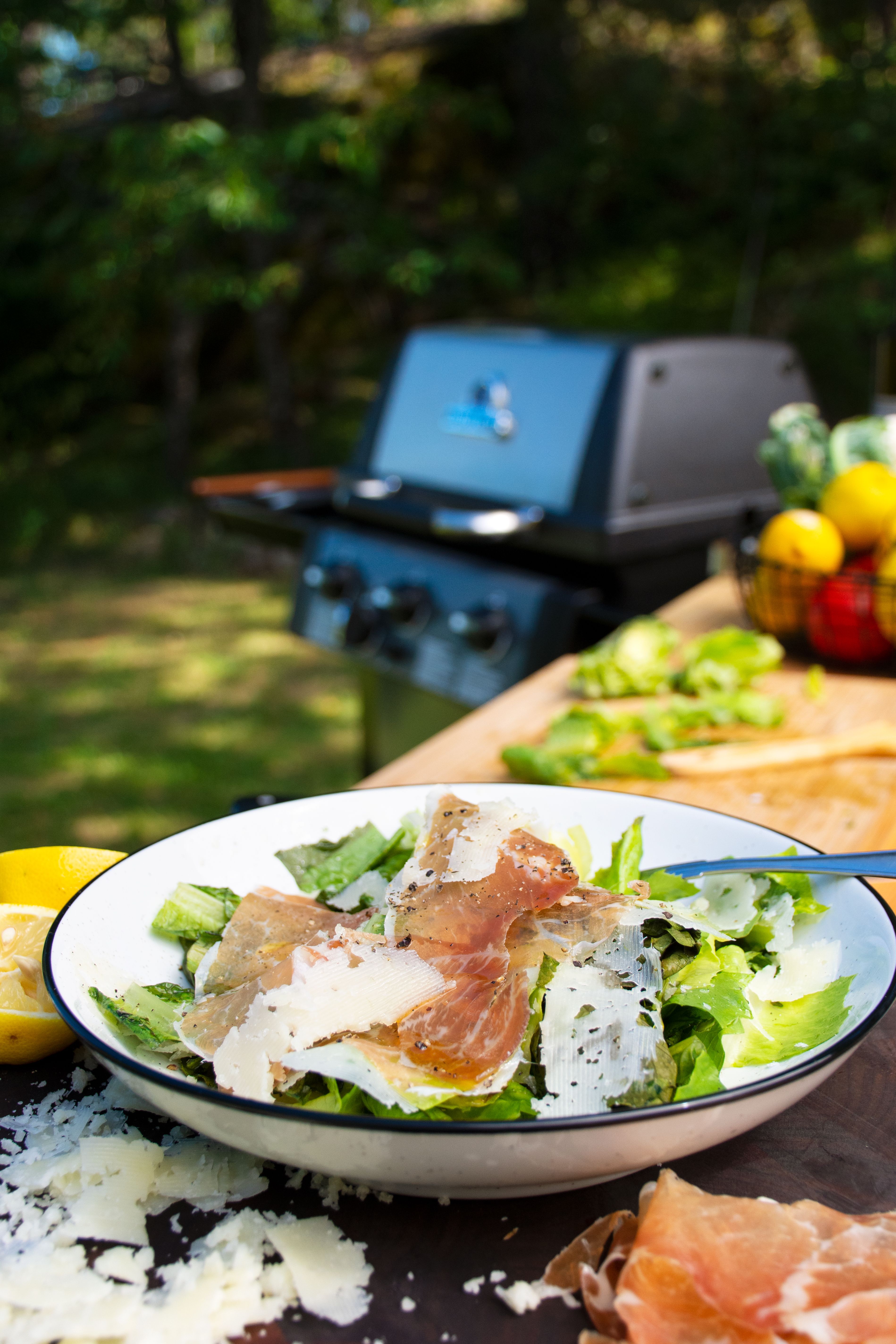 Ensalada de prosciutto y queso manchego