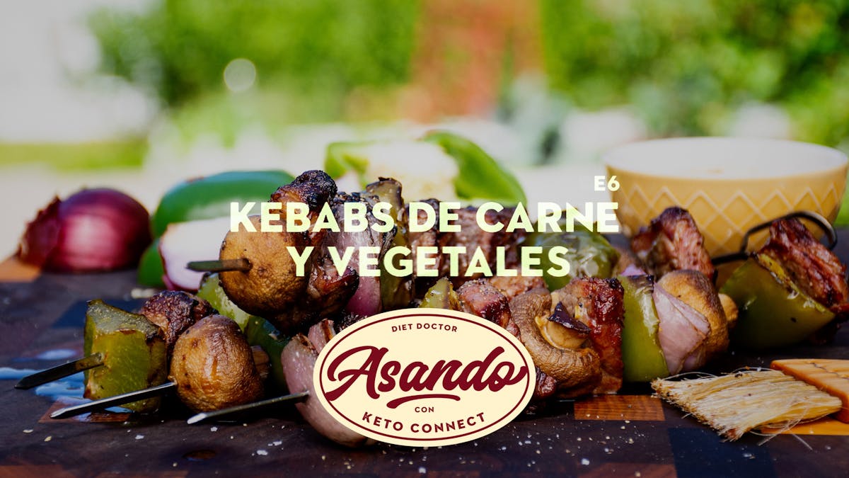 Kebabs de carne y vegetales