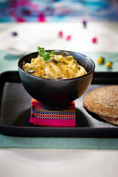 Rajas poblanas con tortillas de linaza keto