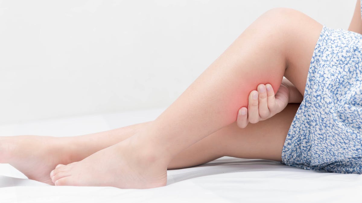 Piernas? los ¿Qué las a calambres en ayudará