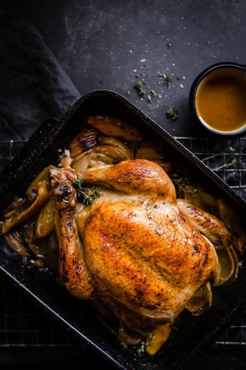 Pollo keto con limón y mantequilla