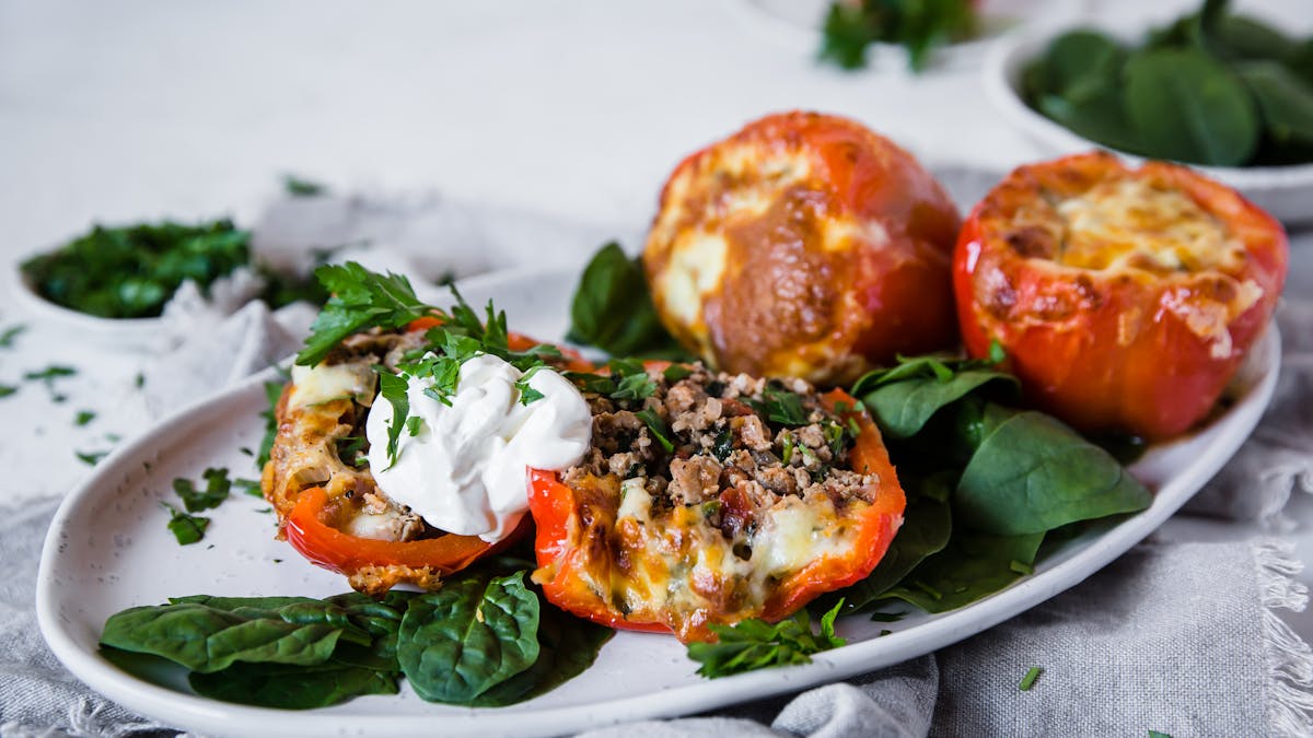 Pimientos rojos italianos rellenos con carne