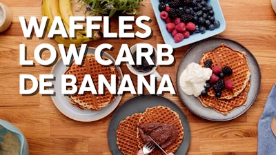 Waffles de banana bajos en carbohidratos