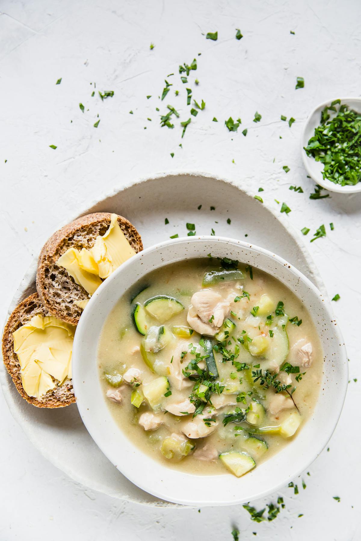 Guiso de pollo y verduras bajo en carbohidratos