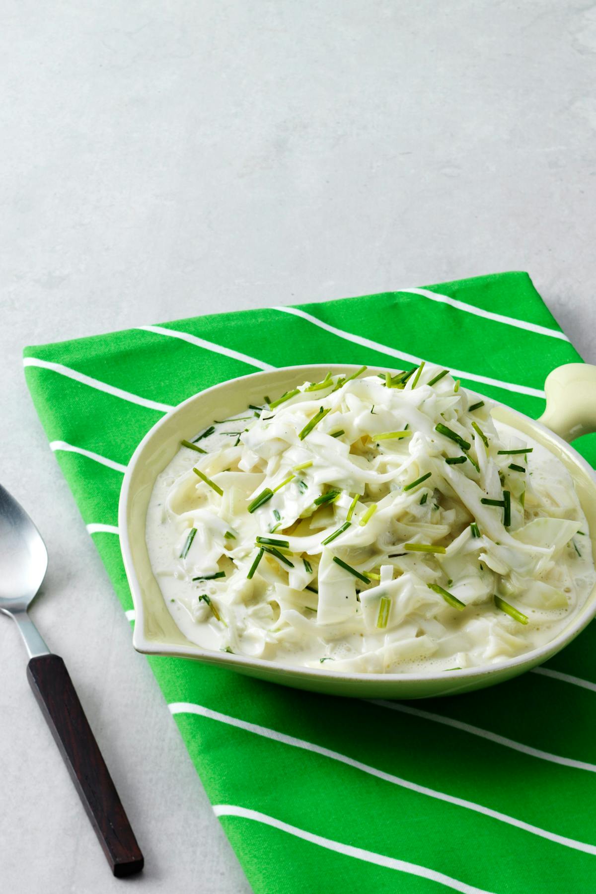 Ensalada de colirrabano keto