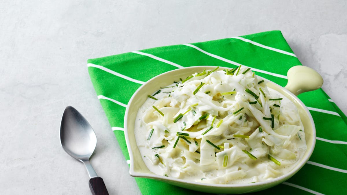 Ensalada de colirrabano keto