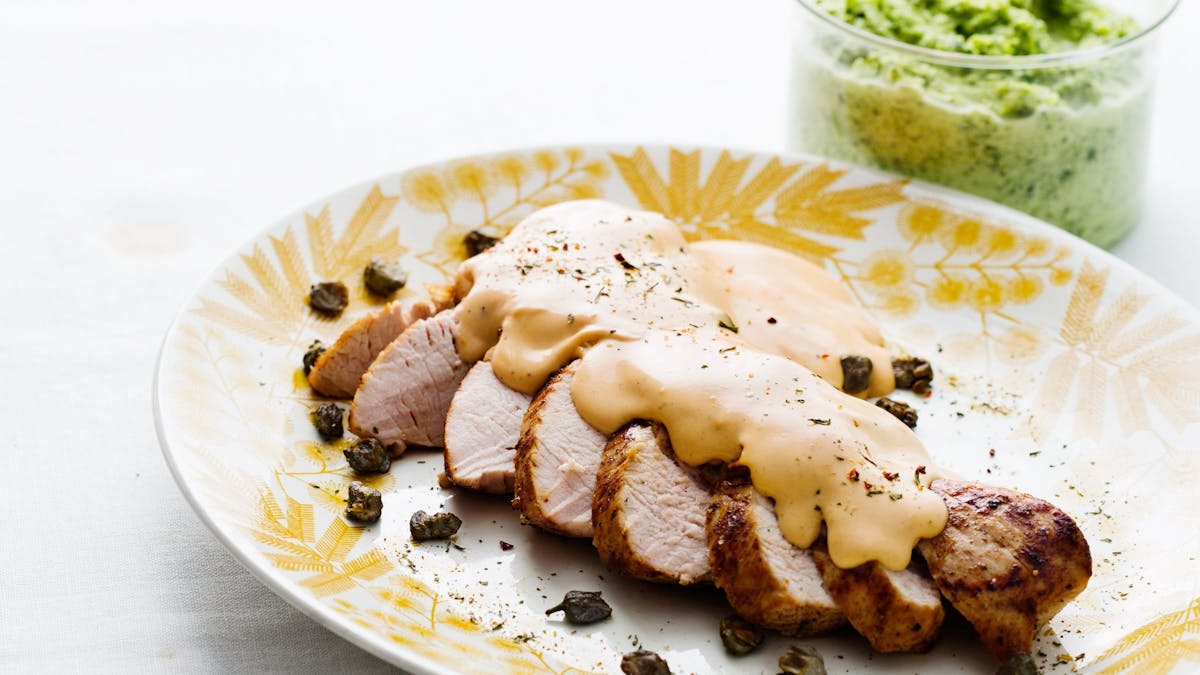 Pavo keto con salsa de queso crema