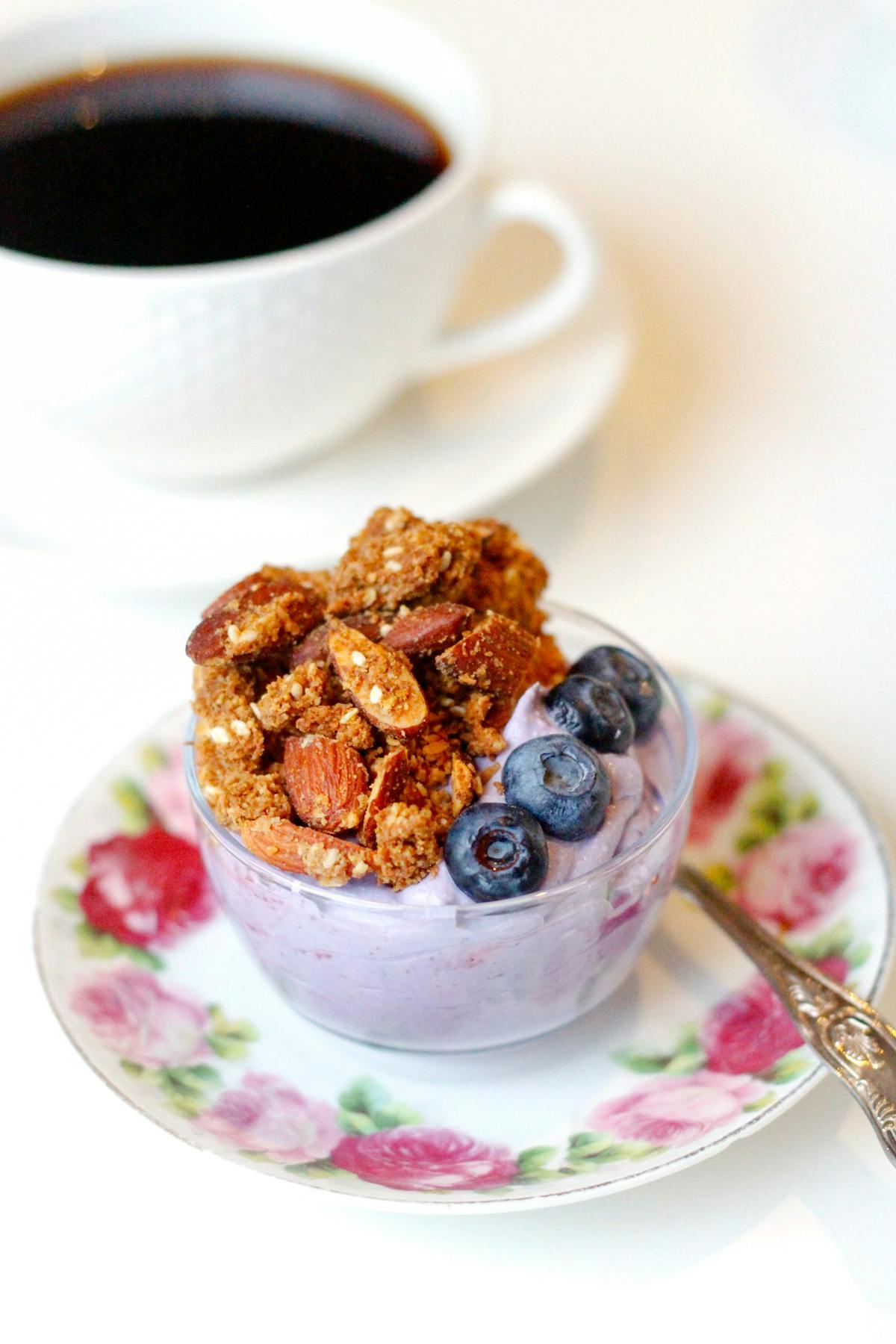 Granola baja en carbos de jengibre y regaliz