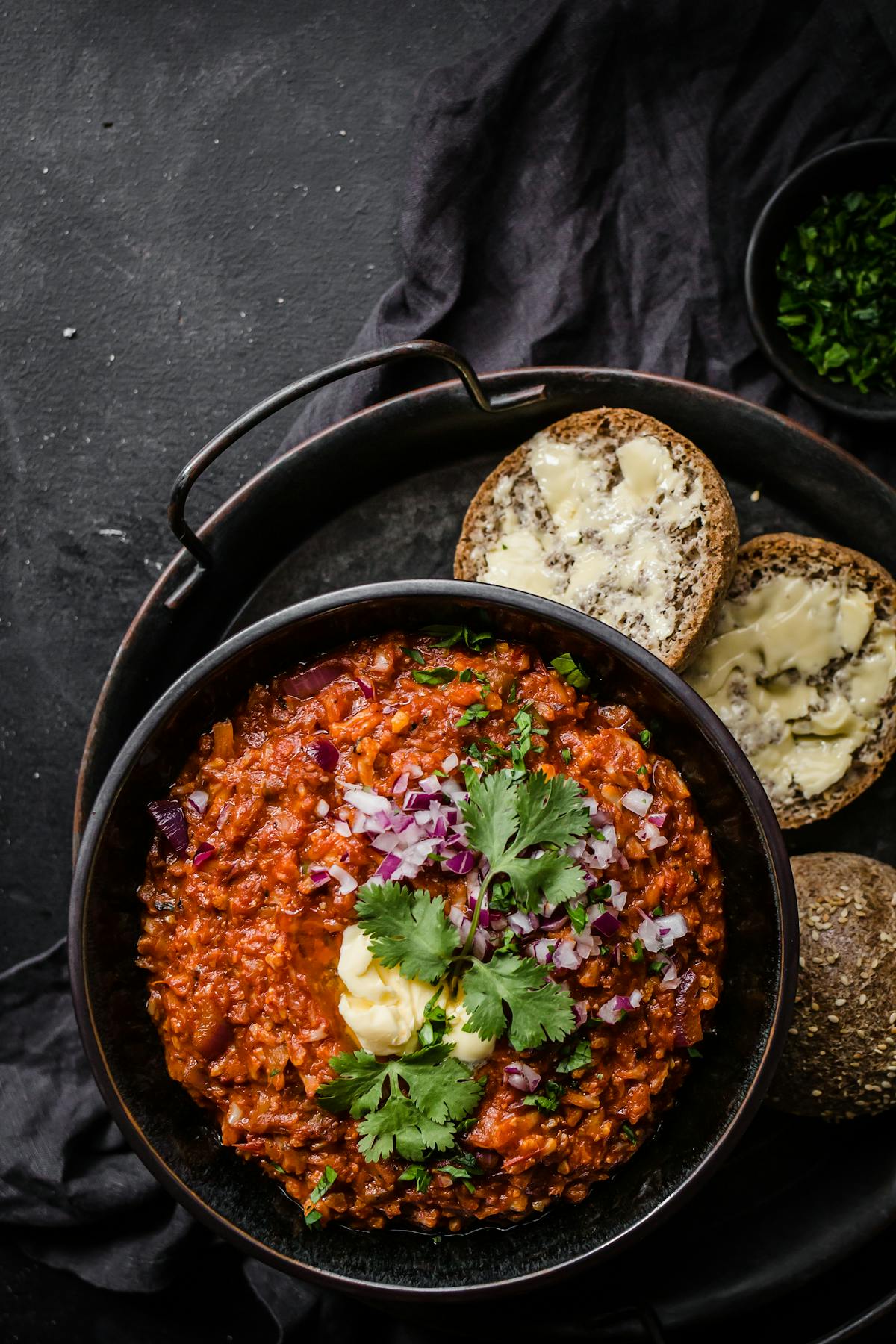 Pav bhaji bajo en carbohidratos