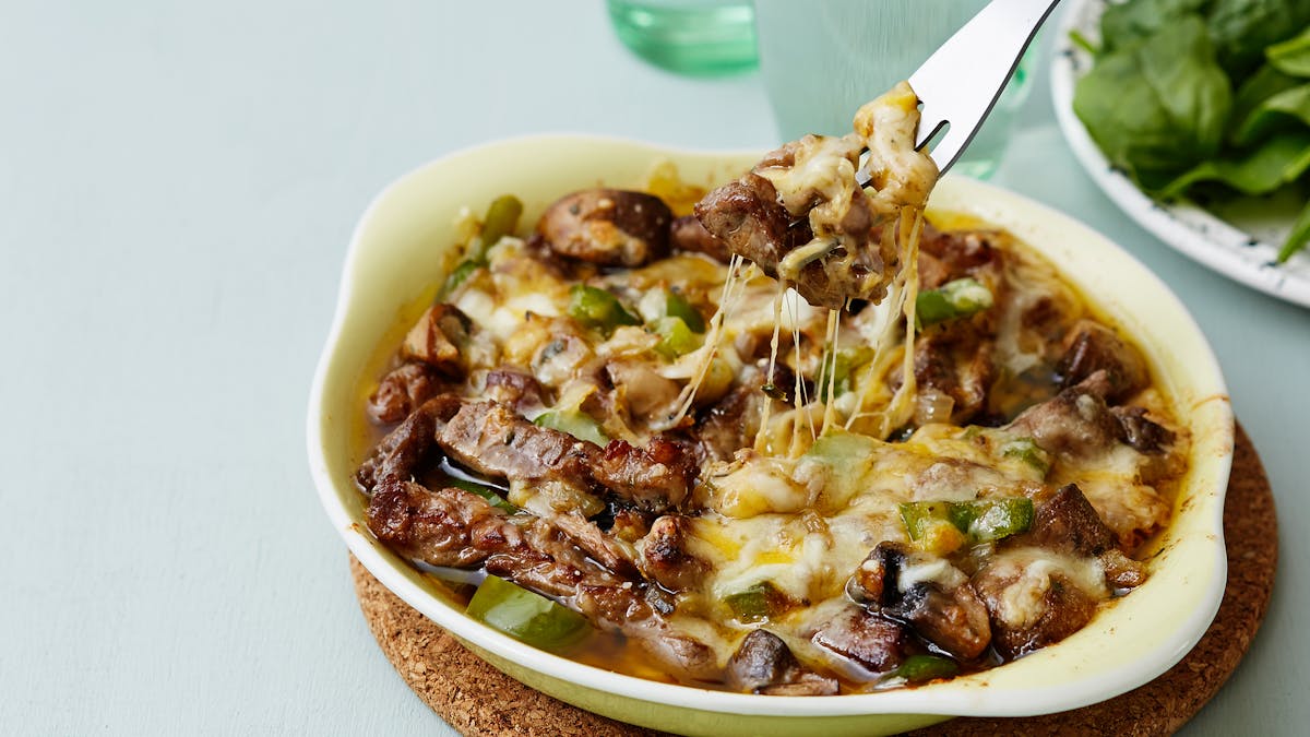 Cazuela keto de carne con queso