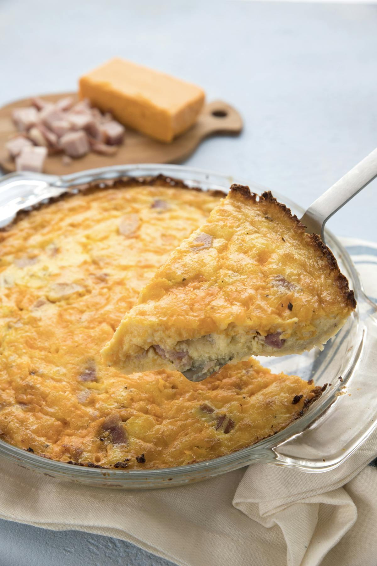 Quiche de jamón y queso con masa de coliflor