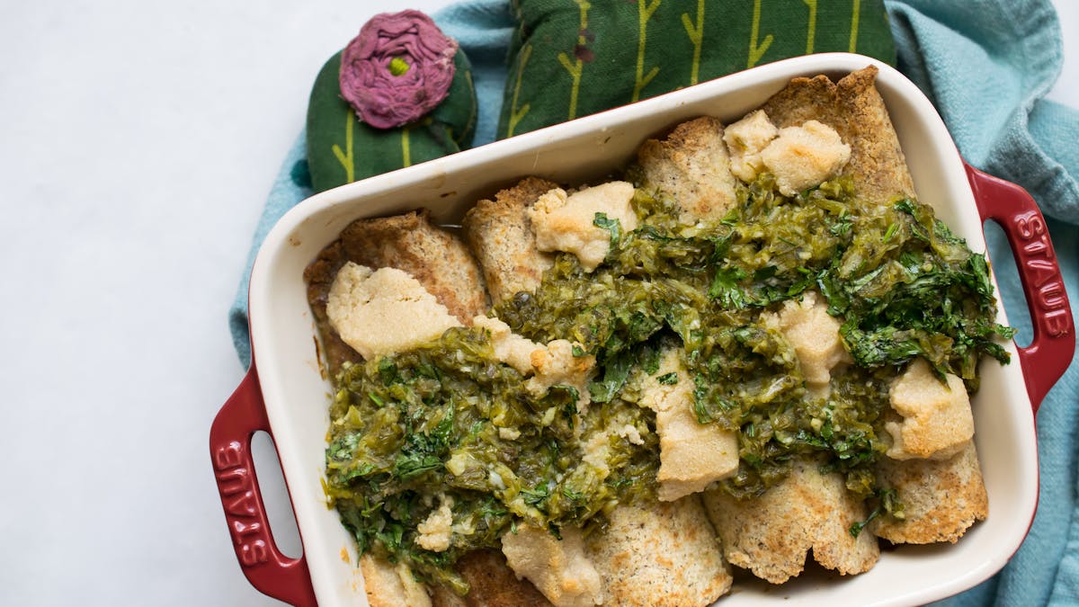 Enchiladas de pollo y cebolleta, sin chile