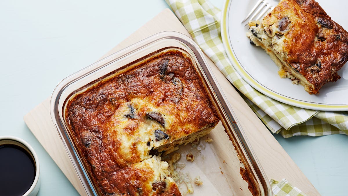 Tortilla al horno con bacon y champiñones