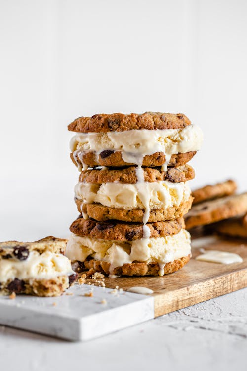 Sándwiches de galleta y helado keto