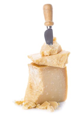 Cheese as an ingredient in pizza crust