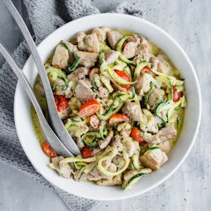 Estofado-pollo-keto-pesto-menu-1×1-2