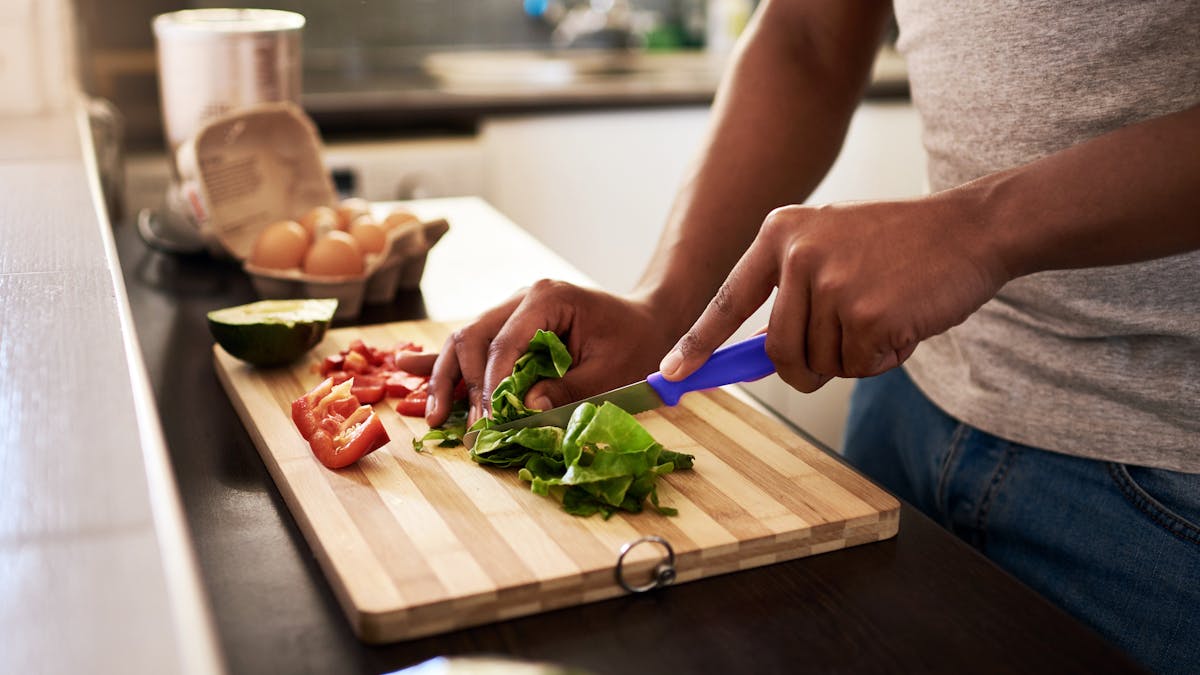 Cómo adelgazar de forma saludable paso a paso