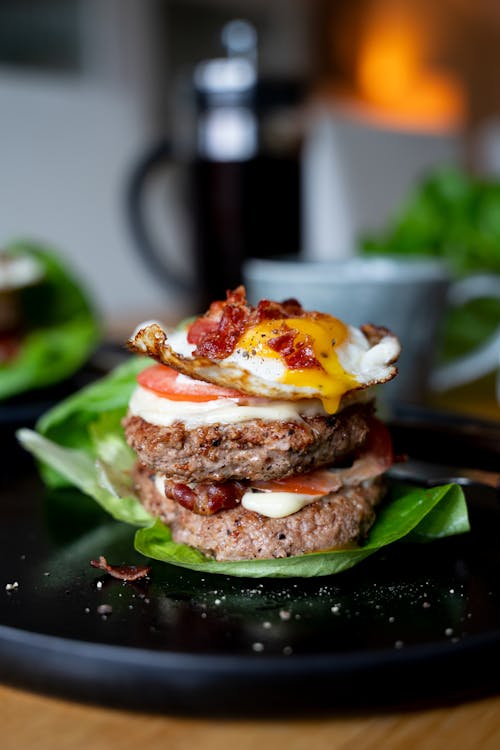 Desayuno de hamburguesa de pavo alta en proteínas
