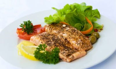 LCHF-måltid iStock_000003799215XSmallfix