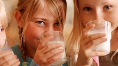 Fetare mjölk, smalare barn?