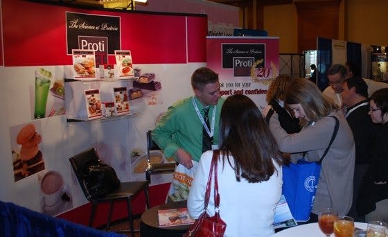 Godisförsäljare på bantarkonferens