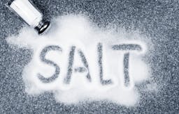 Är salt farligt? Eller nyttigt?