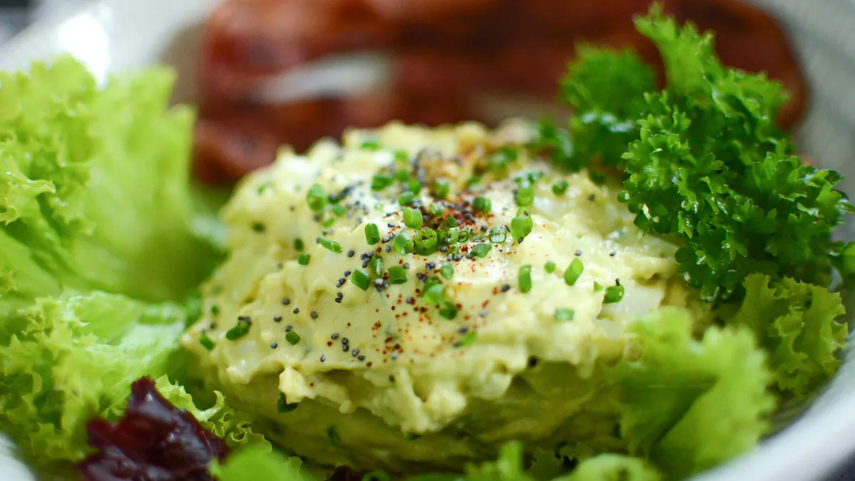 Ägg- och avokadosallad