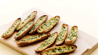 Glutenfritt vitlöksbröd