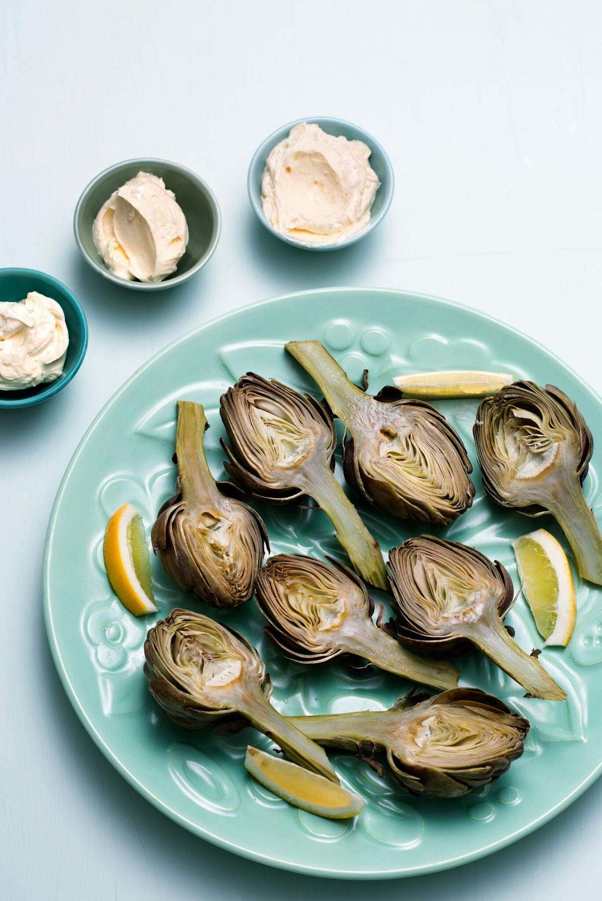 Kronärtskockor med citronsmör