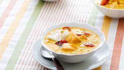 Saffransdoftande fisksoppa med aioli