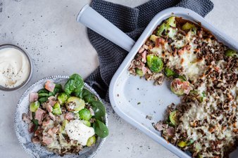 Köttfärslåda med brysselkål